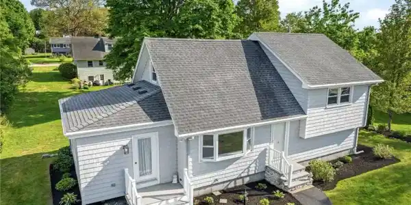 14 Meadow Lark Drive
