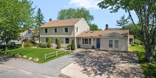 37 Newport Lane