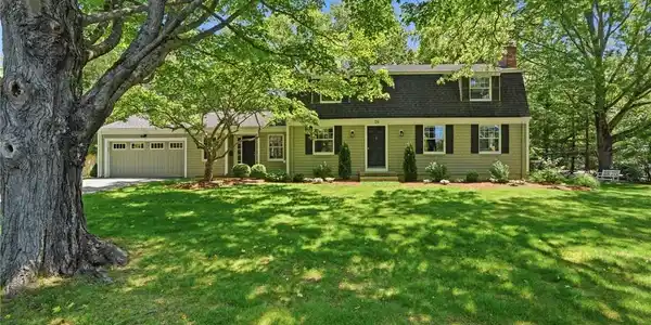 24 Wildflower Road