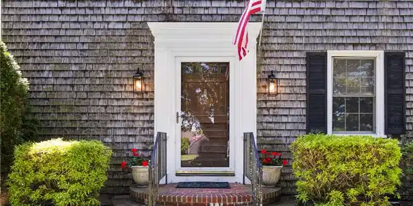 Image 3: Front Door Entrance