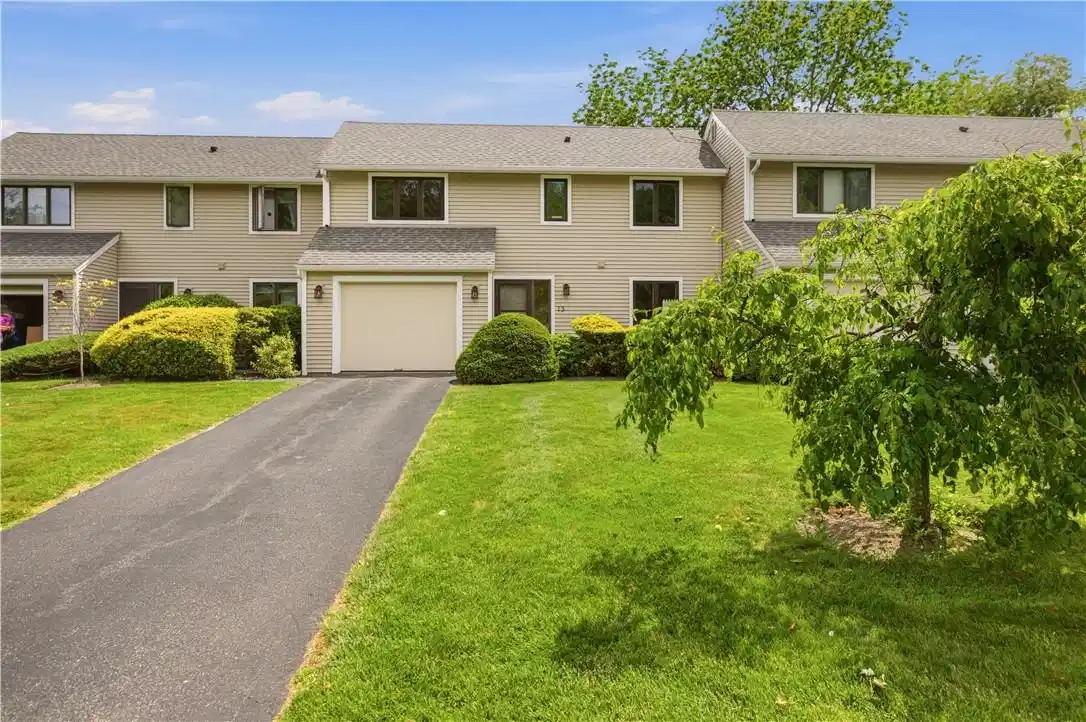 Image 1: 13 Fox Run Exterior