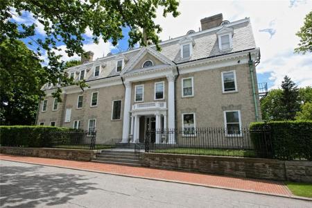 1 Oakwood Terrace