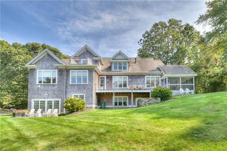 7 Spring Pond Road