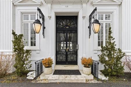 553 Bellevue Avenue