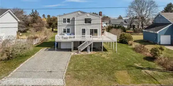17 Clifford Drive