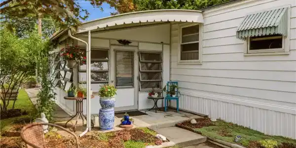 24 North Drive