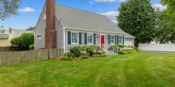 2 Redwood Court