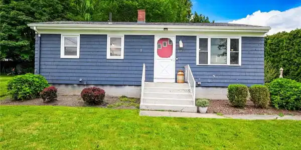 27 Alan Avenue