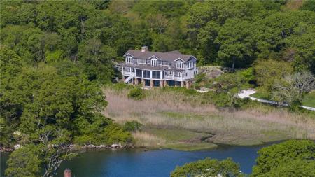 137 Cove Point East