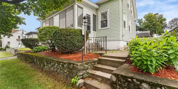 176 Burgess Avenue