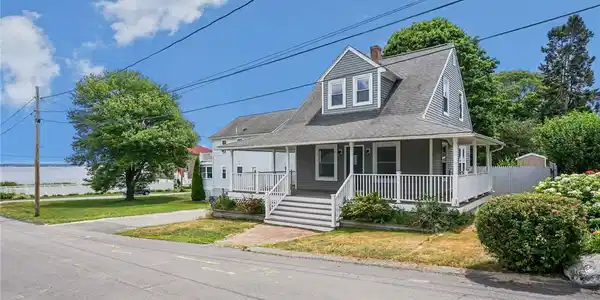 34 Chapin Avenue