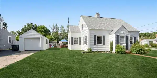 43 Ferrier Drive