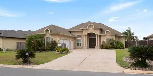 38 Whooping Crane Dr., Laguna Vista TX 78575