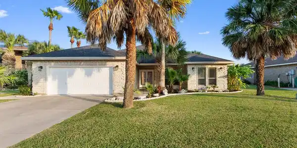 16 Spoonbill Cove Rd., Laguna Vista TX 78578