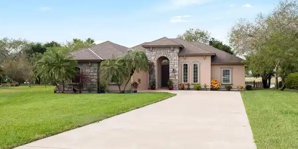 132 Madelyn Rose Blvd., Bayview TX 78566