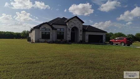 39362 Loop Rd, Bayview TX 78566