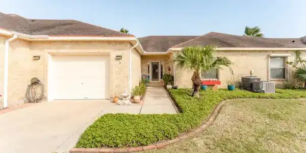 51 Torrey Pines, Laguna Vista TX 78578