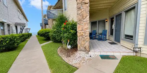 77 Santa Isabel Blvd. # 7, Laguna Vista TX 78578