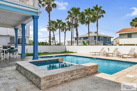 110 E Dolphin St., South Padre Island TX 78597