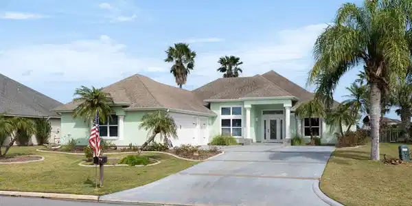 22 Whooping Crane Dr., Laguna Vista TX 78578