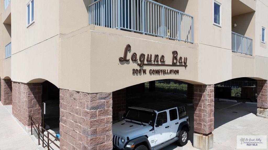 Image 4: covered parking