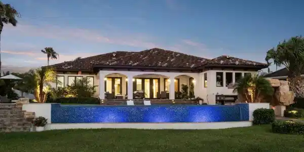 428 Beach Blvd., Laguna Vista TX 78578