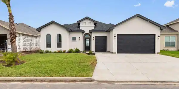 49 Arcos Gardens, Laguna Vista TX 78578