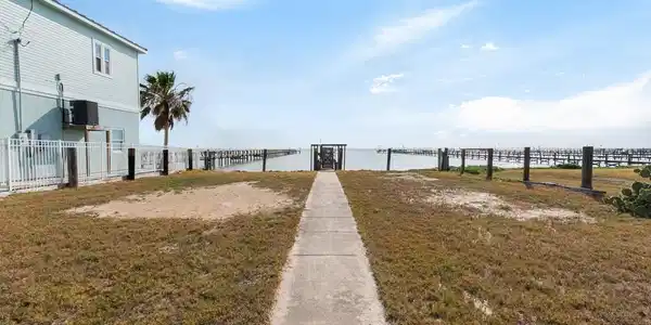 Image 3: Waterfront Parcel