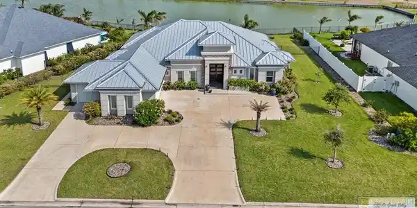 4 Sawgrass Ct., Laguna Vista TX 78578