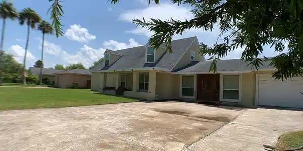 613 Orange Ln., Laguna Vista TX 78578