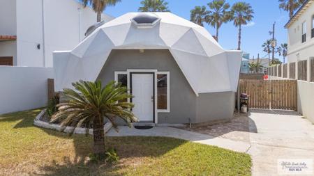107 E Georgia Ruth Dr., South Padre Island TX 78597