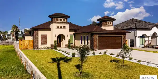 5905 Havana Dr., South Padre Island TX 78597