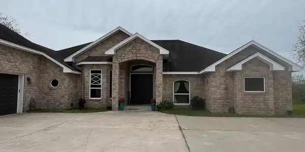 144 Calle Hermosa, Los Fresnos TX 78566