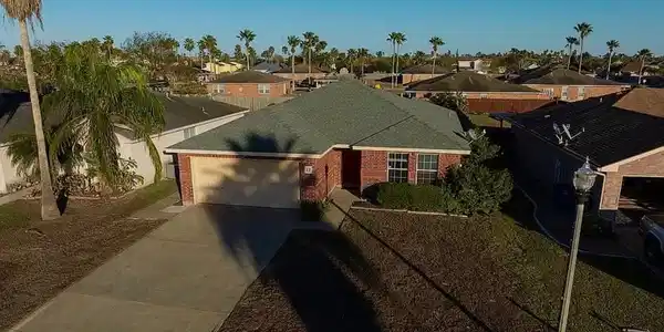 13 Lakewood Dr., Laguna Vista TX 78578