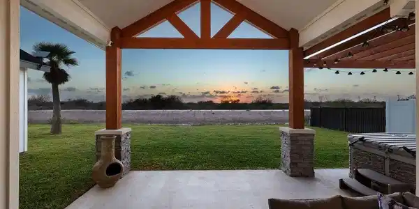 124 Torrey Pines, Laguna Vista TX 78578