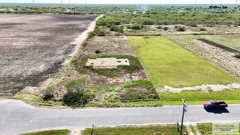 Image 1: Main View