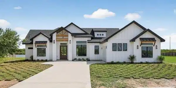 35171 Heron Cove Dr., Rio Hondo TX 78583