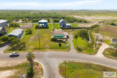 1056 E Port Dr, Port Mansfield TX 78598