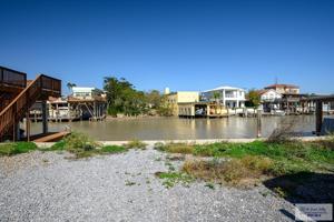 814 Tarpon Ave., Port Isabel TX 78578