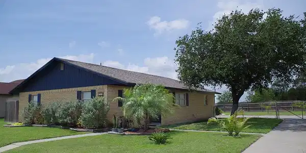 217 Palm Blvd., Laguna Vista TX 78578