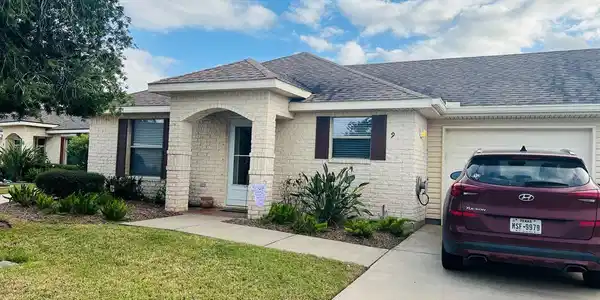 9 Doral Dr., Lago Vista TX 78578