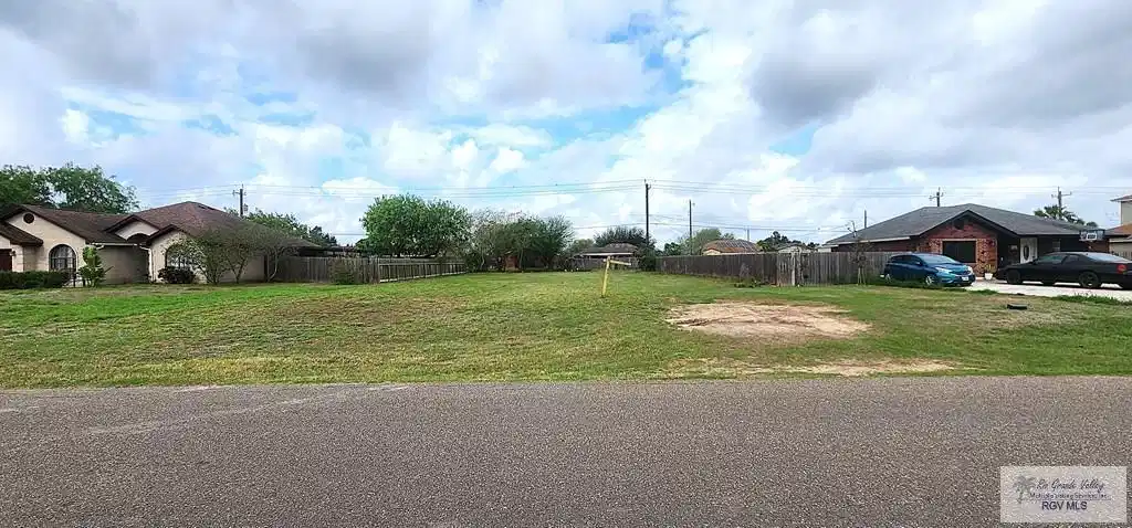 Image 1: Main View