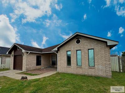 410 Old Stadium Dr., Port Isabel TX 78578
