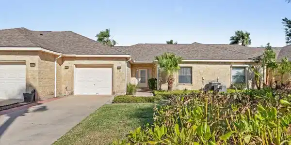 51 Torrey Pines, Laguna Vista TX 78578