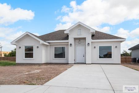 43886 Red Valley Ave, Brownsville TX 78521