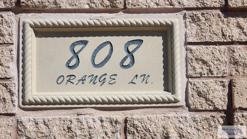 Image 3: Address Brick