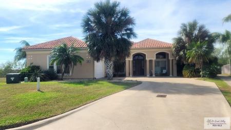 12 Bethpage Ct, Laguna Madre TX 78578