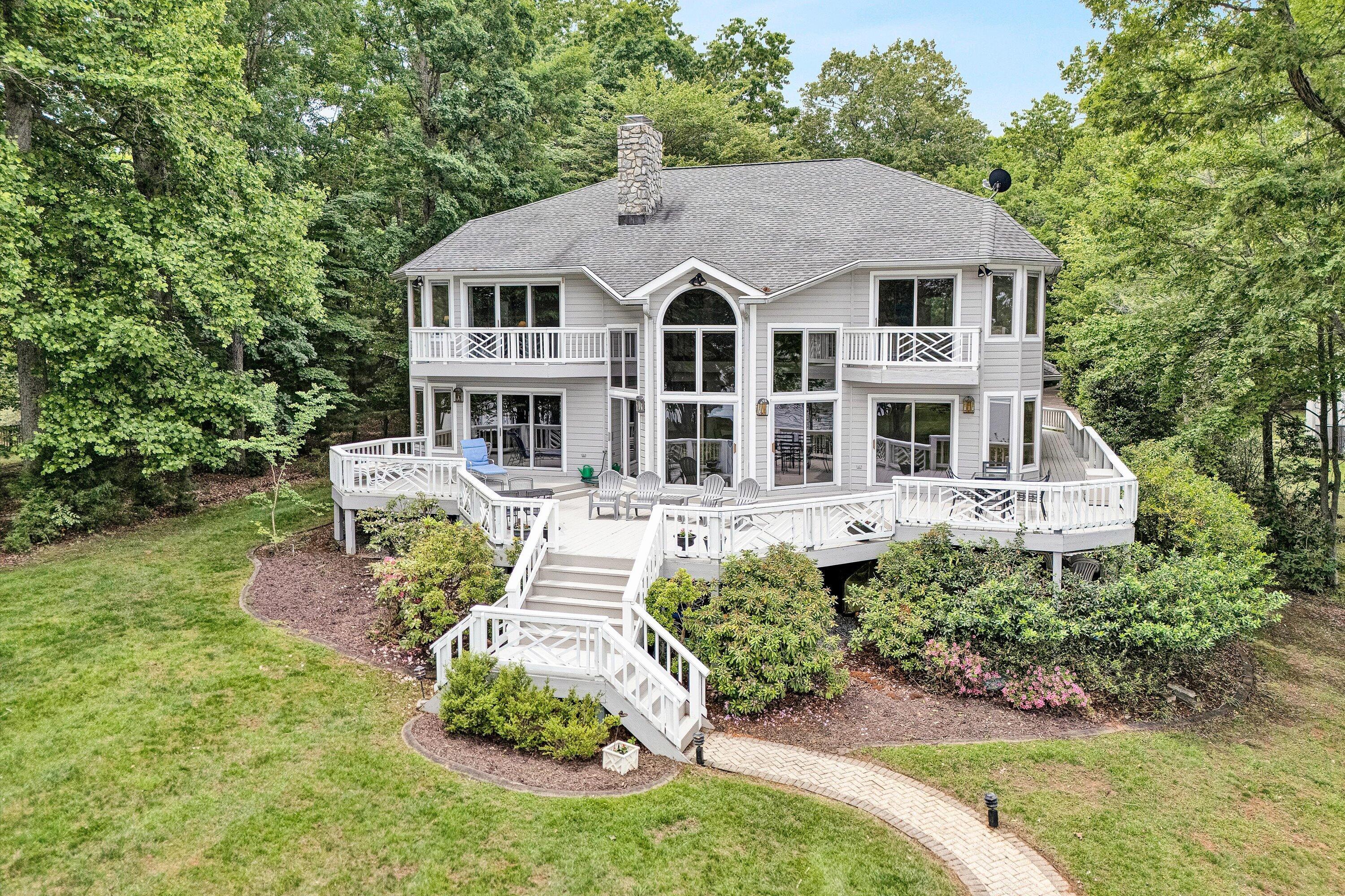 Image 1: 01-DJI_20250516124039_0034