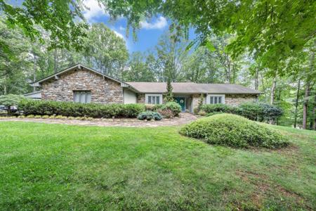 4921 Hunting Hills DR