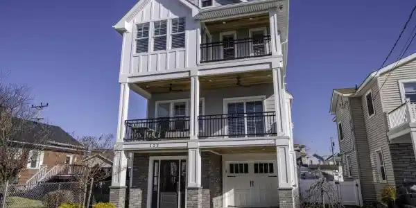 123 N 35th